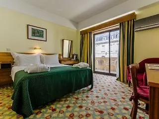 Otel Jorge V 3*
